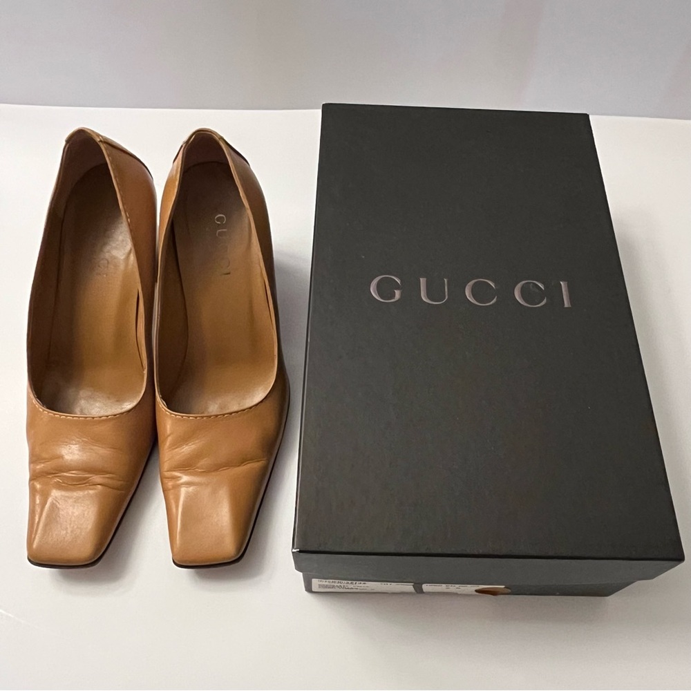 Vintage Gucci Mustard Leather Wood Stacked Heels US Sz 6